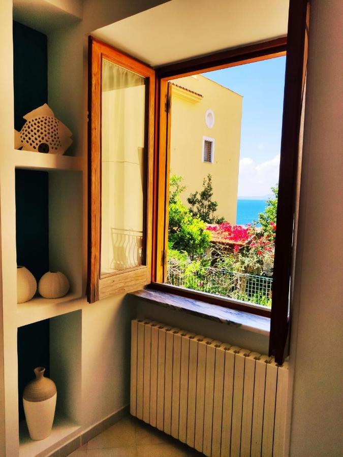 B&B Mediterranea Meta Exterior photo